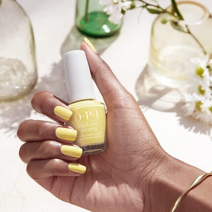 Лак для ногтей Nature Strong Vegan — Make My Daisy, 15 мл, Opi — фото 3