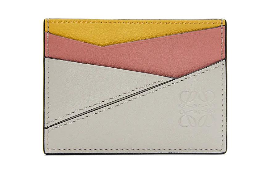 

LOEWE Кожаный картхолдер для женщин в нежно-сером и персиково-розовом цвете