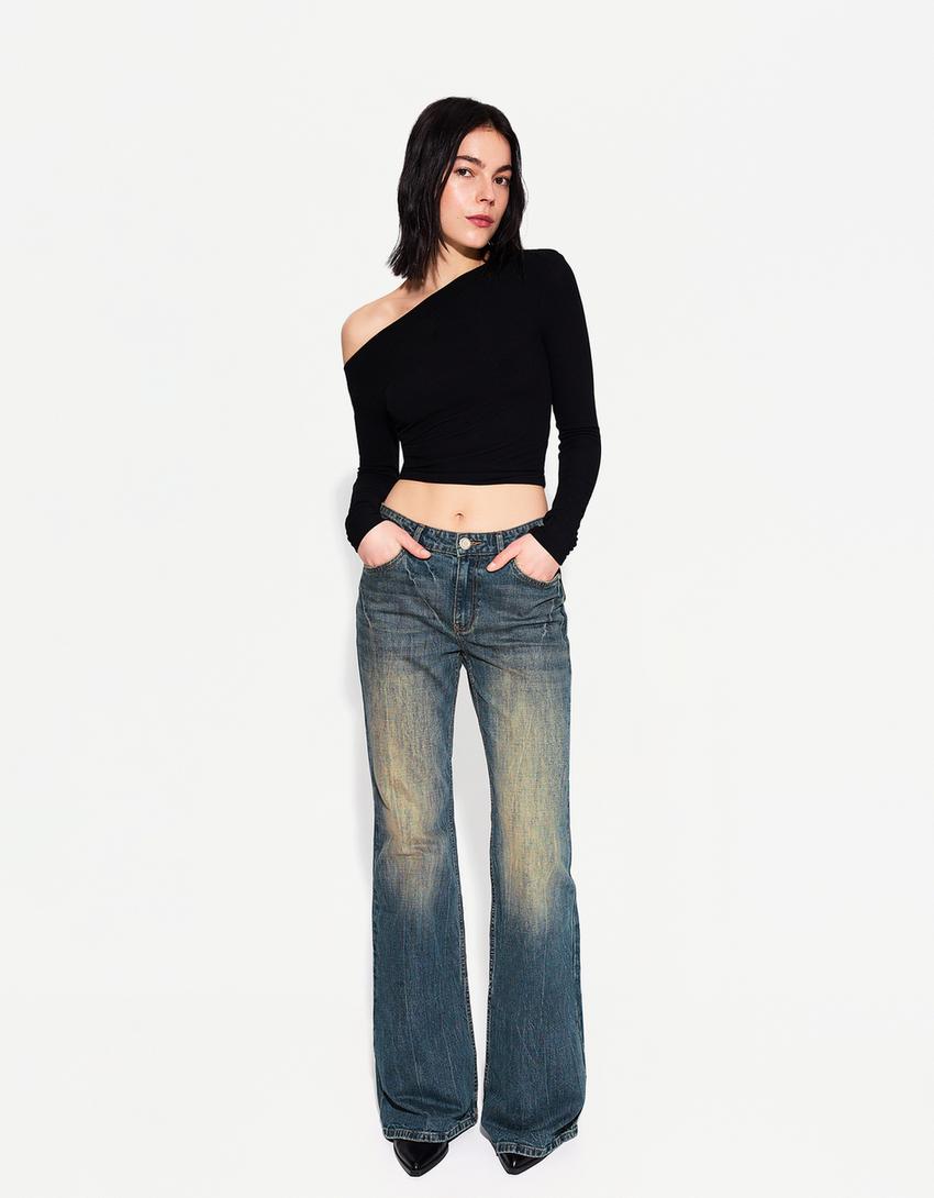 

Расклешенные джинсы-комфорт Bershka, синий