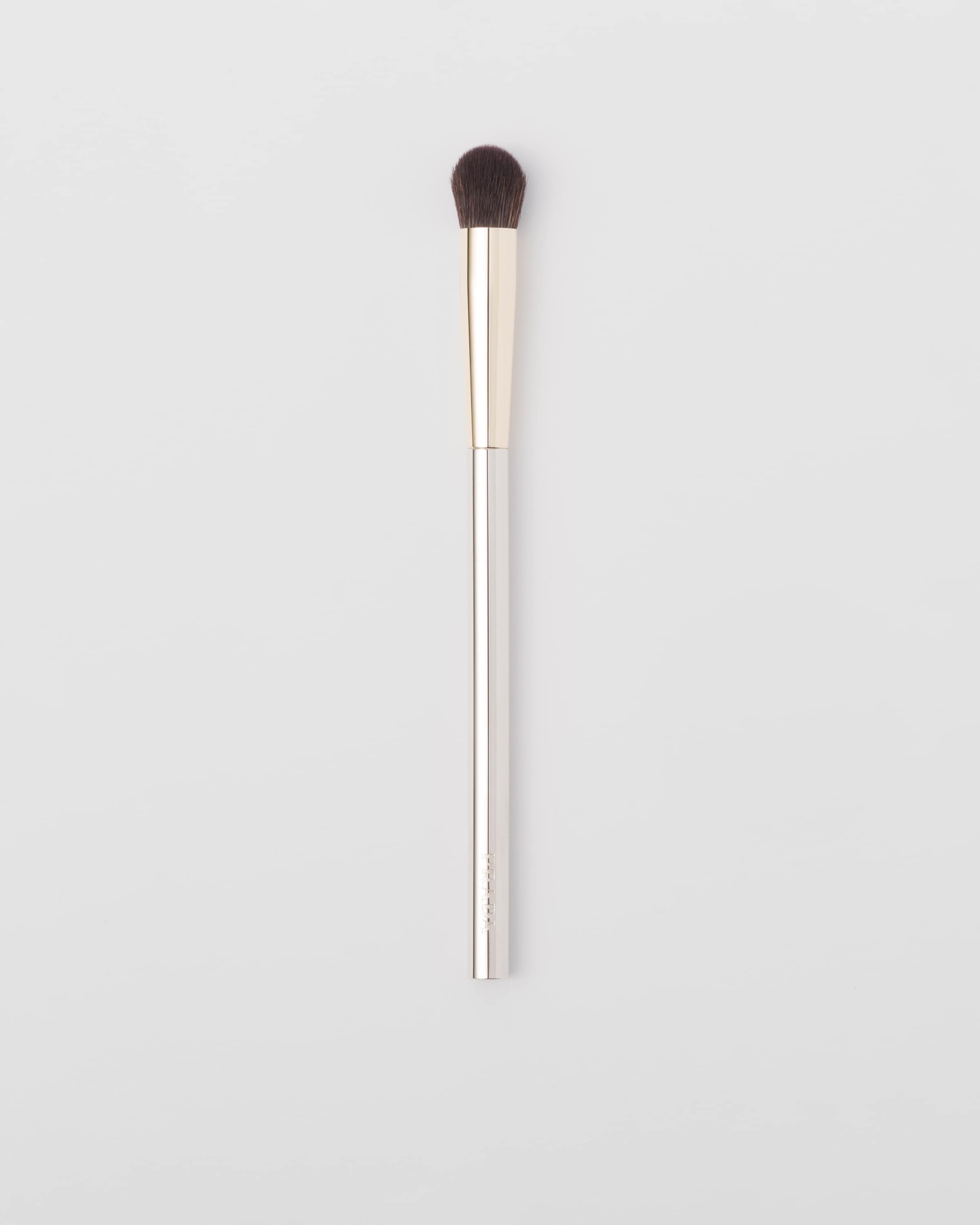 

Кисть для растушевки консилера №04 Prada, нейтральный