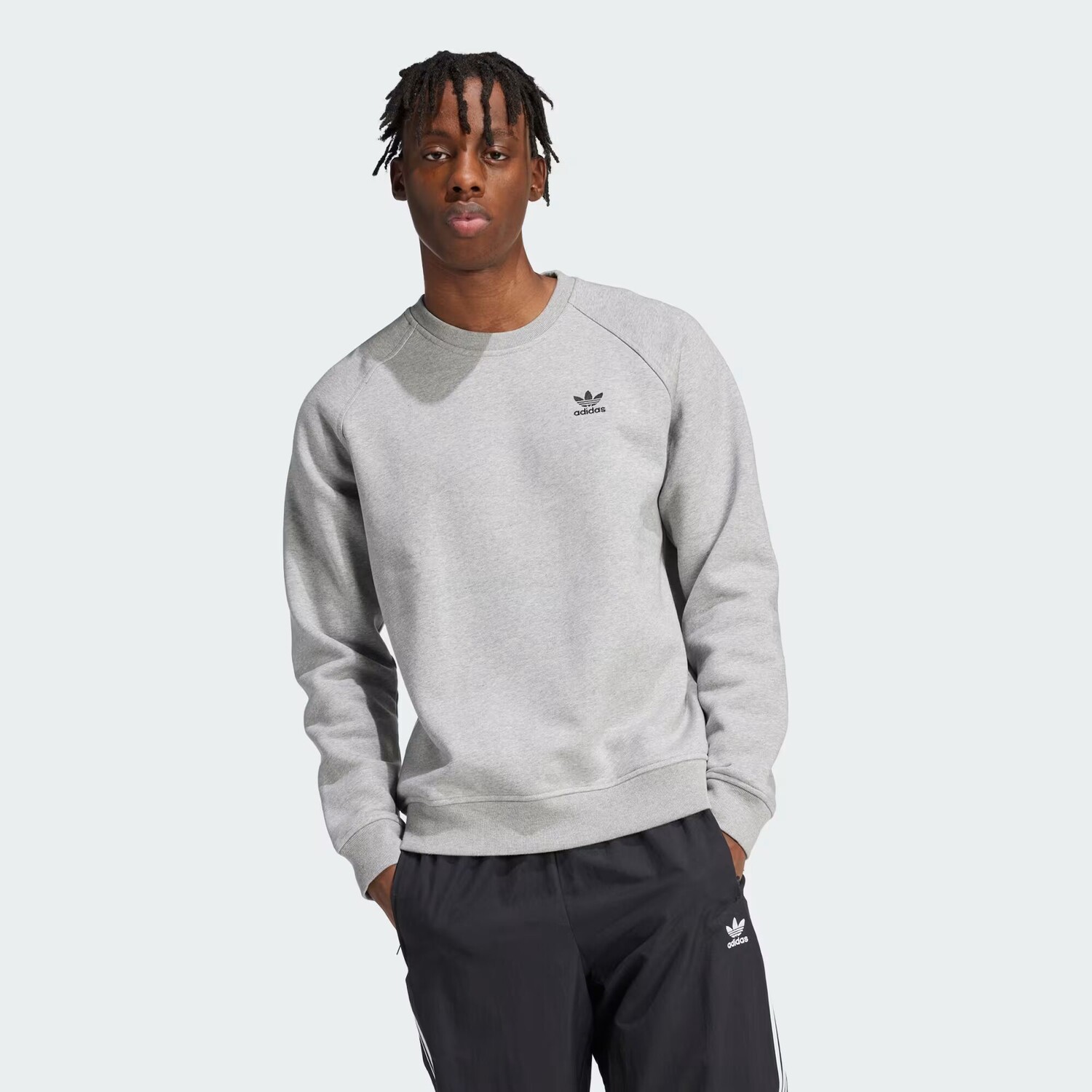 

Толстовка с круглым вырезом Trefoil Essentials Adidas, цвет Medium Grey Heather