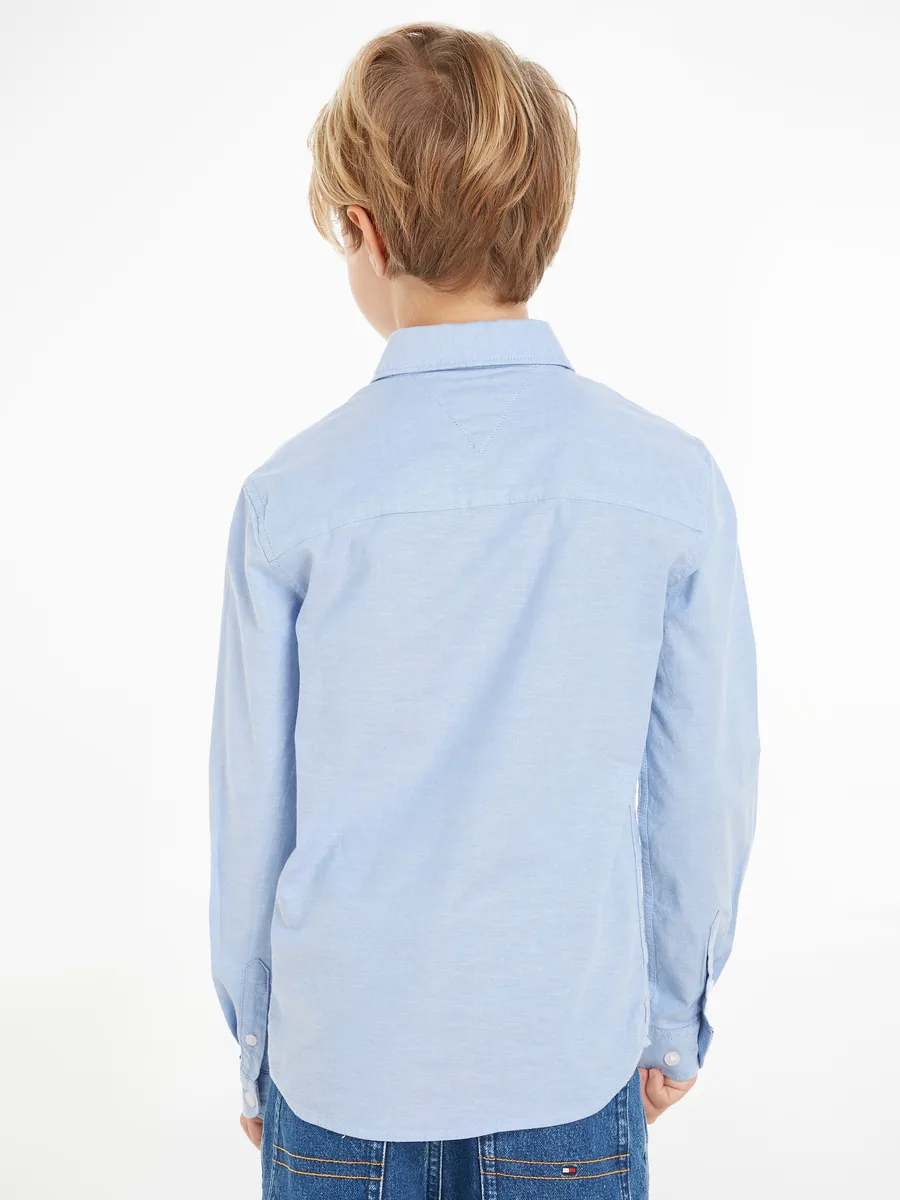 Рубашка Tommy Hilfiger с длинными рукавами "BOYS STRETCH OXFORD SHIRT L/S", дети до 16 лет, воротник на пуговицах, длинные рукава, флаг с логотипом, синий — фото 2