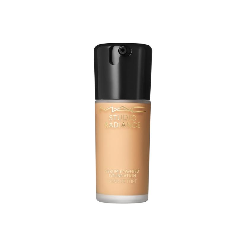

Тональная основа Focus Bottle Gilded Liquid Foundation Natural Moisturizing, выравнивающая тон кожи, для сухой кожи, 30 мл MAC, #nc11 30ml