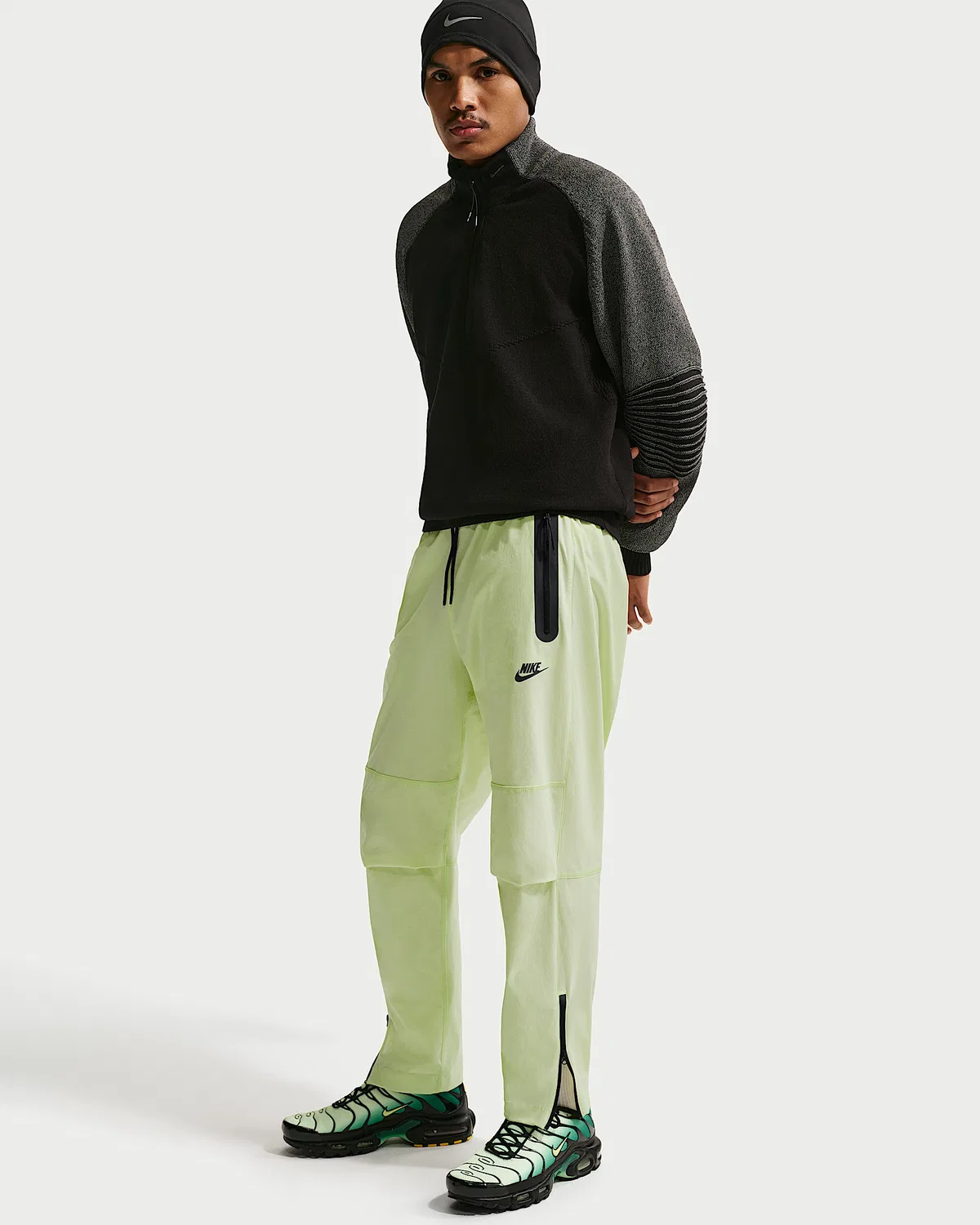 Мужские тканые штаны Nike Tech, Light Liquid Lime/Black — фото 4