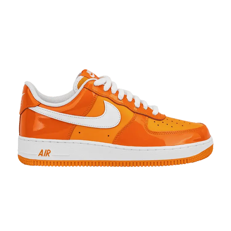 

Кроссовки Nike Air Force 1 07 LV8Safety Orange Patent, оранжевый