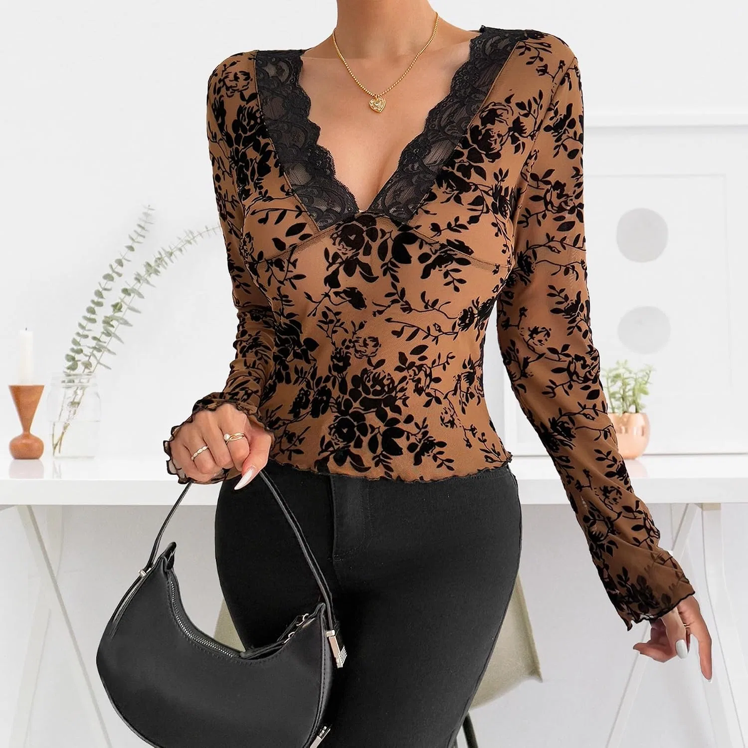 Блуза с V-образным вырезом, кружевная, принт, slim fit, светло-коричневый — фото 2