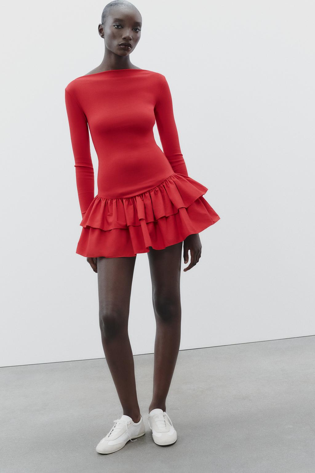 

Короткое платье с оборками ZARA, цвет Intense red