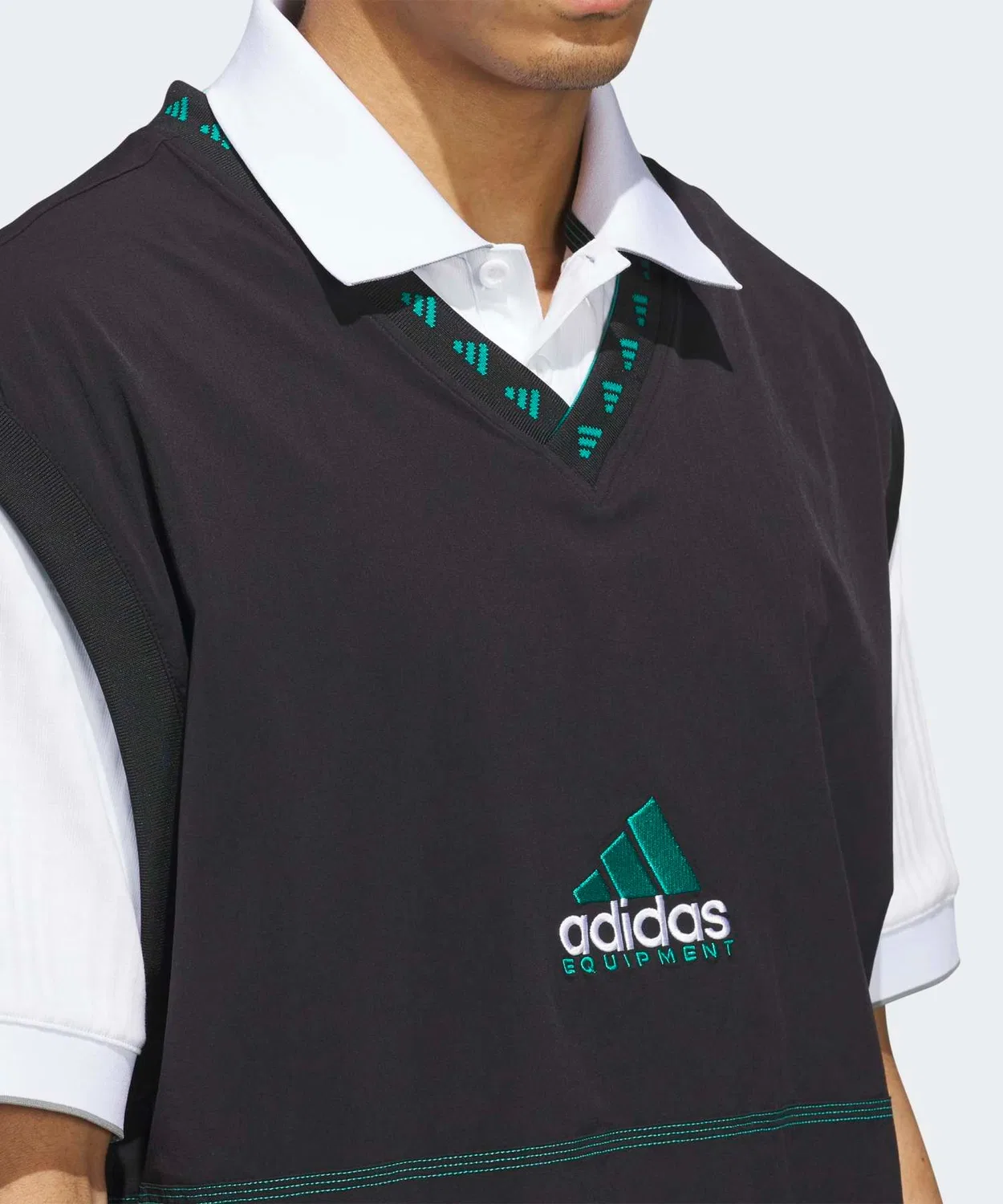 Беспагонная жилетка adidas Golf EQT чёрно-зелёная — фото 3