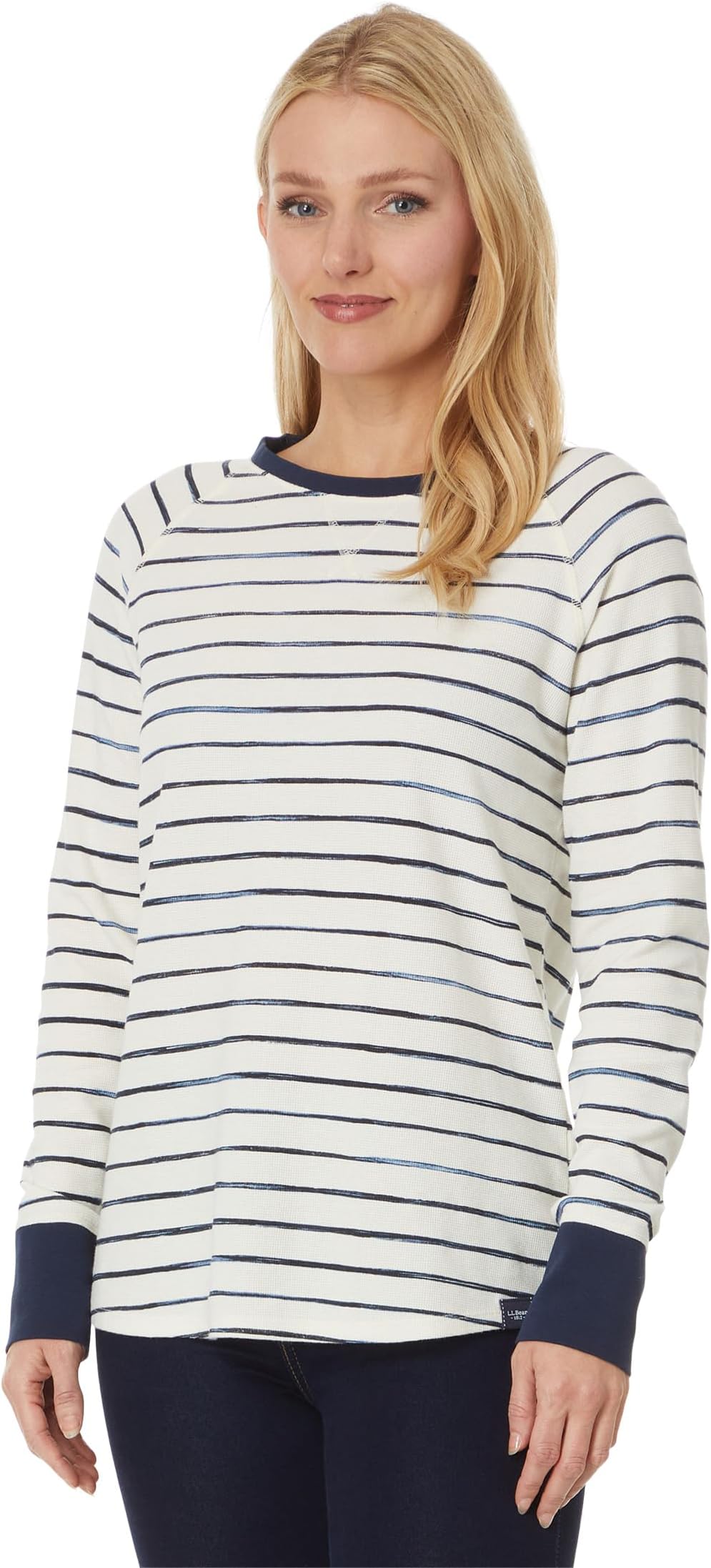 

Футболка L.L.Bean Unshrinkable Mini-Waffle Tee Long Sleeve Crew Neck Stripe, цвет Sailcloth Painterly Stripe