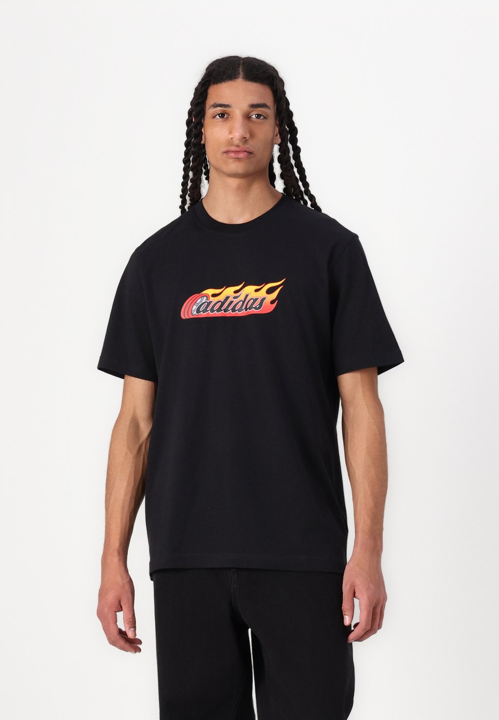 

Футболка с принтом MOTOR TEE adidas Originals, черный