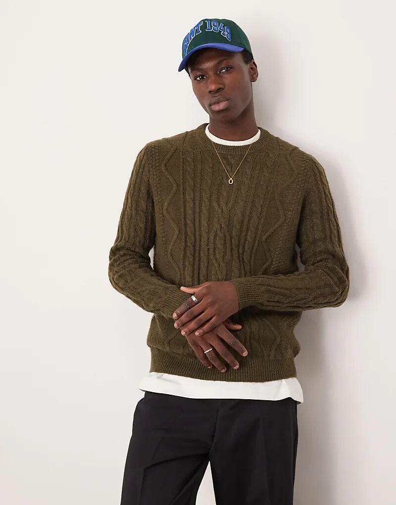 

Джемпер с круглым вырезом ASOS DESIGN цвета хаки с косичной вязкой