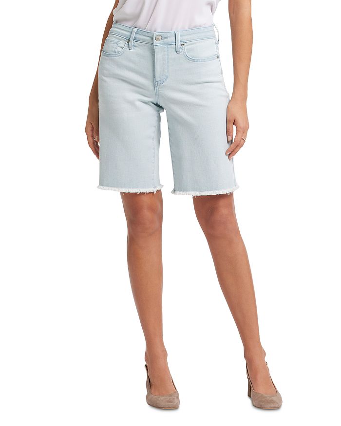 

Джинсовые шорты Lilly Boyfriend в цвете Glacier Frost NYDJ, синий