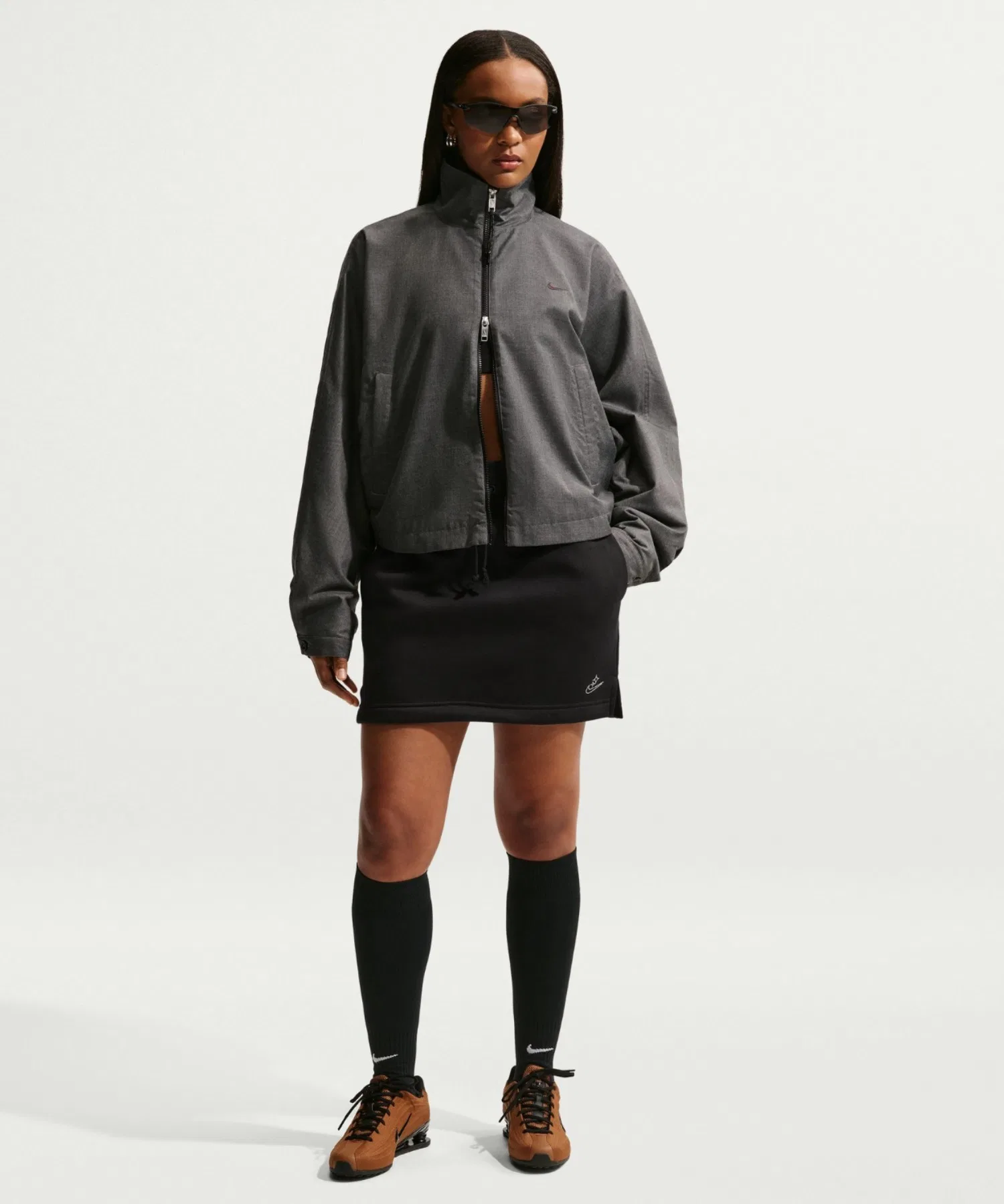 Женская мини-юбка NIKE Phoenix Fleece с завышенной талией, розовая — фото 3