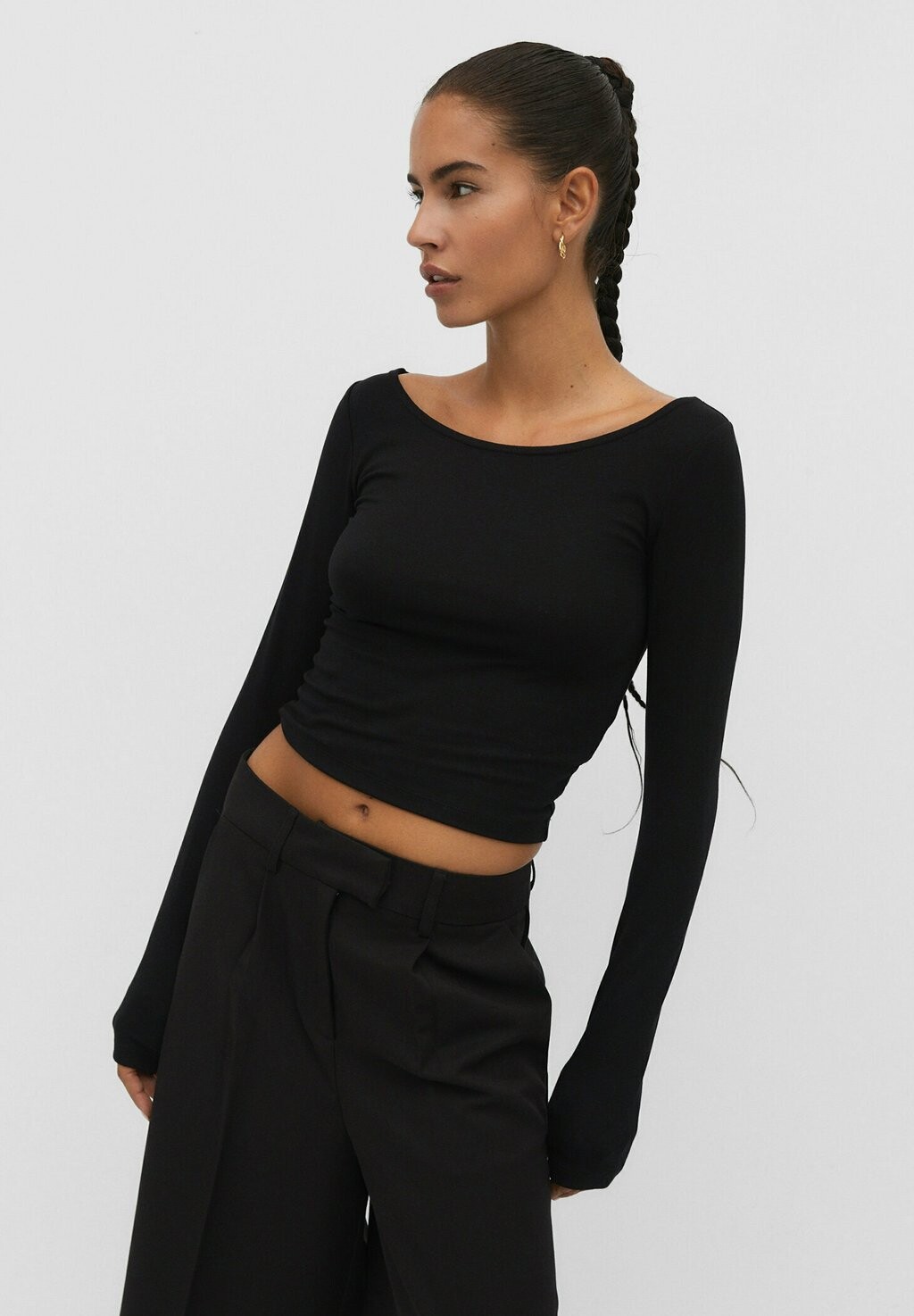 

Футболка с длинным рукавом Boat Neck Stradivarius, черный