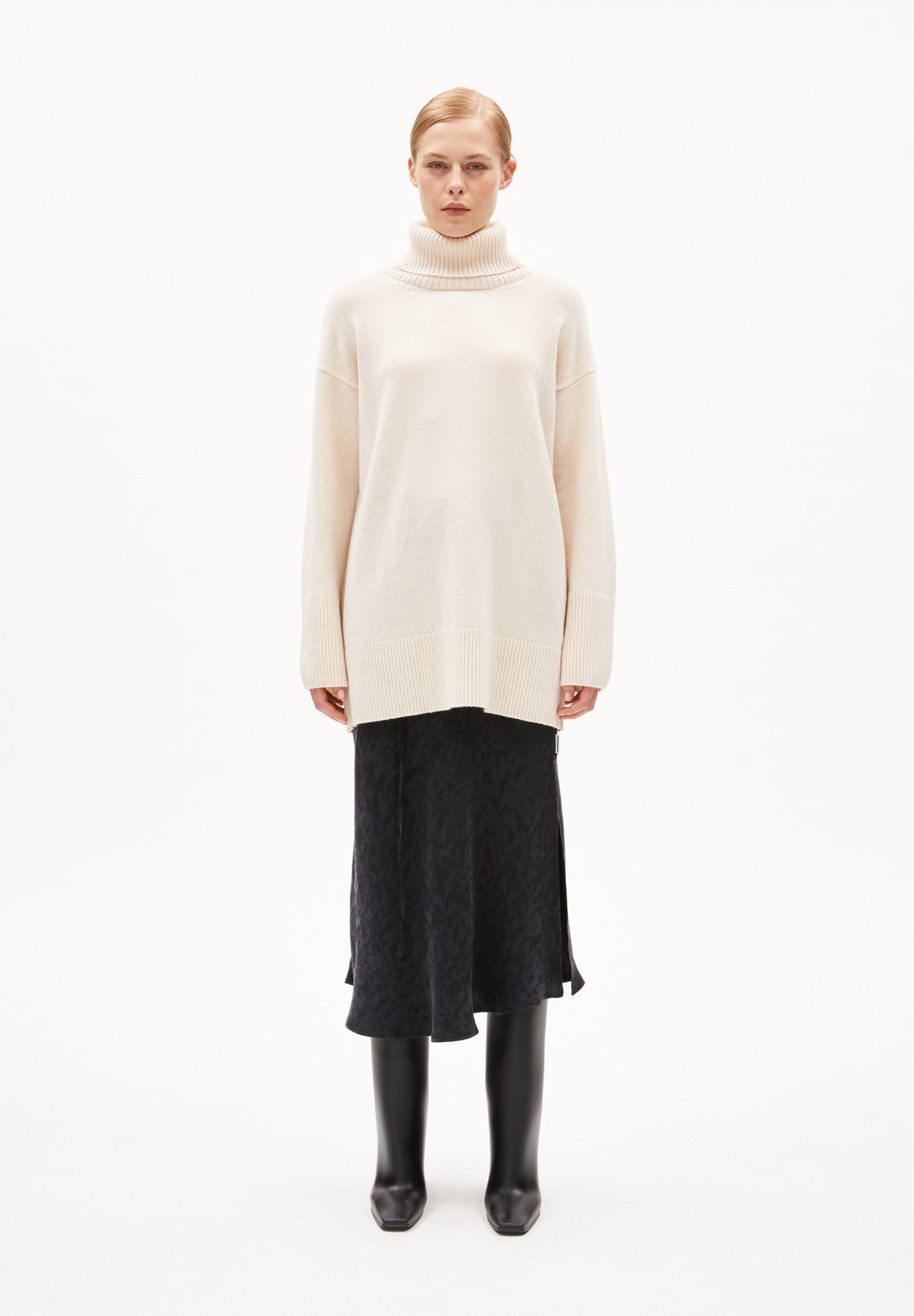 

Джемпер ARDIAA ROLLNECK ARMEDANGELS, коричневый