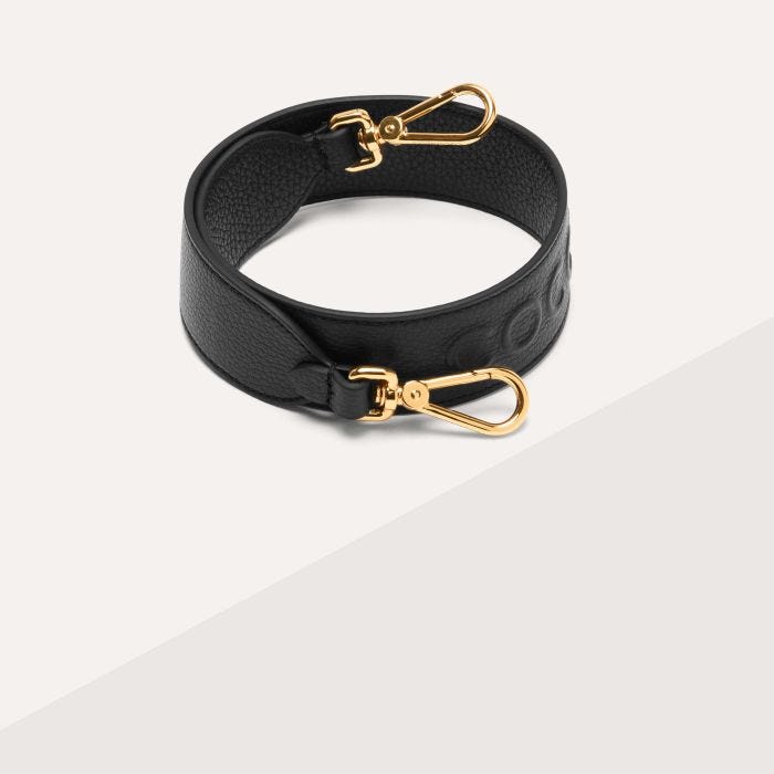 

Ремень Coccinelle Myrtha Maxi Logo, цвет Noir