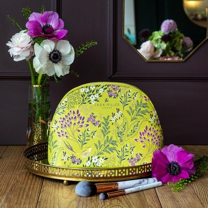 Косметичка Sara Miller Beauty Haveli Garden Medium Green, туалетные принадлежности и косметические принадлежности, веганская кожа, принт, дорожный подарок Gegizun — фото 3