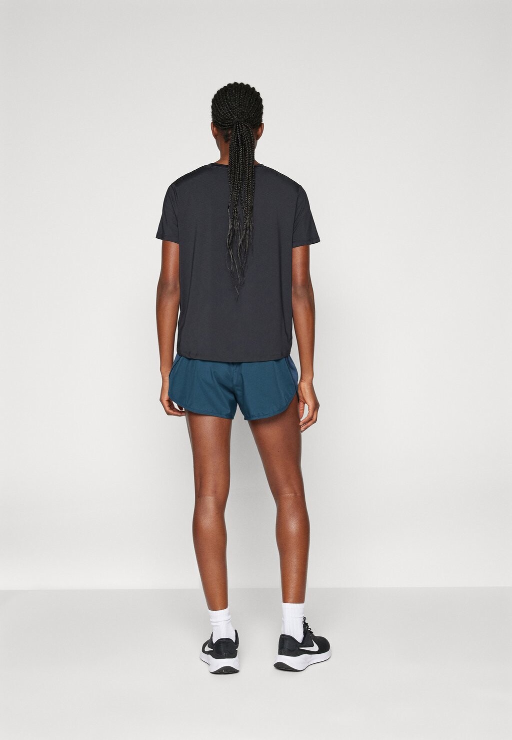 

Спортивные шорты FAST TEMPO SHORT Nike, синий