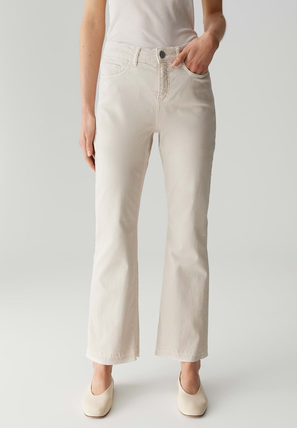 

Расклешенные джинсы MELLY BRIGHT OPUS PANTS, молочный