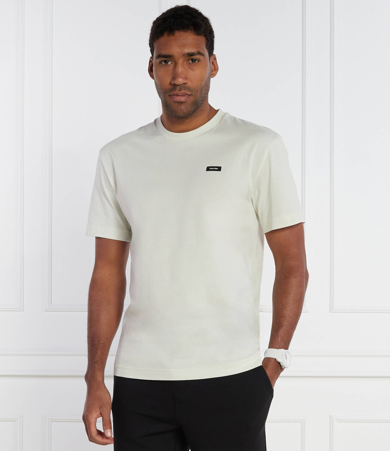 Футболка Calvin Klein Comfort fit, экрю — фото 3