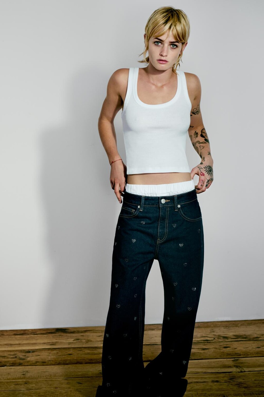 

Широкие джинсы trf со стразами и сердечками, средней высоты талии ZARA, темно-синий