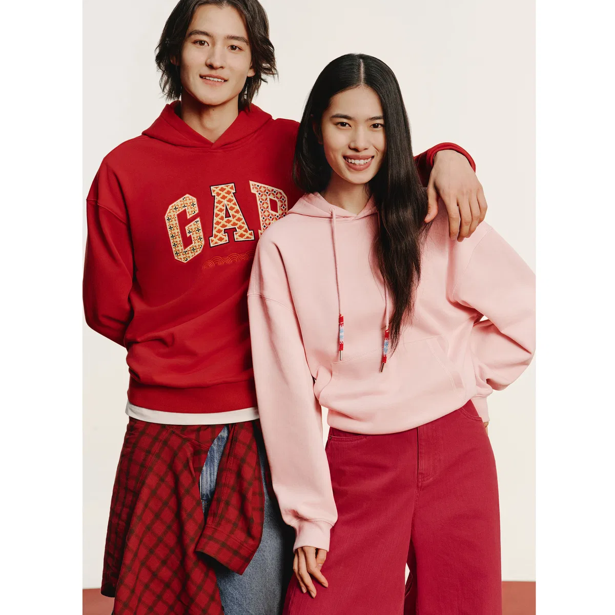 Свитшот женский с принтом GAP Light Pink — фото 4