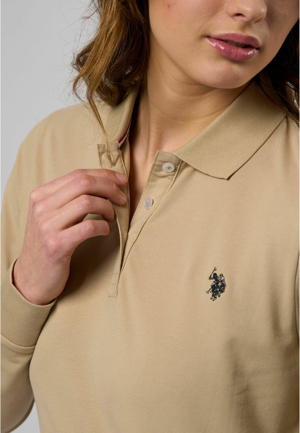 Топ с длинными рукавами LISE LONG SLEEVE POLO - Polo shirt U.S. Polo Assn., бежевый — фото 4