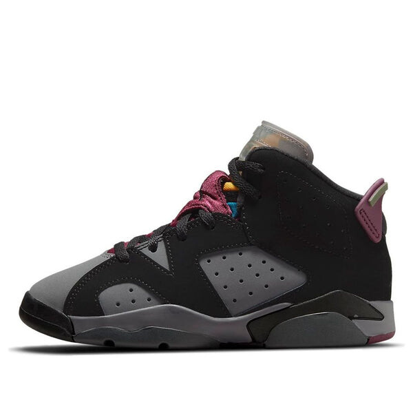 

Кроссовки 6 ретро Air Jordan, серый