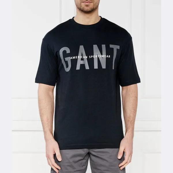 

Футболка стандартного кроя с рисунком Gant, черный