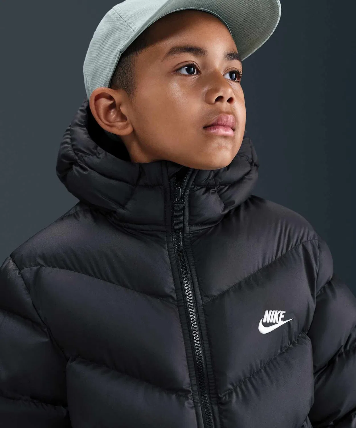 Пуховик детский Nike Sportswear All Day Play Therma-FIT Puffer Jacket, чёрный — фото 4