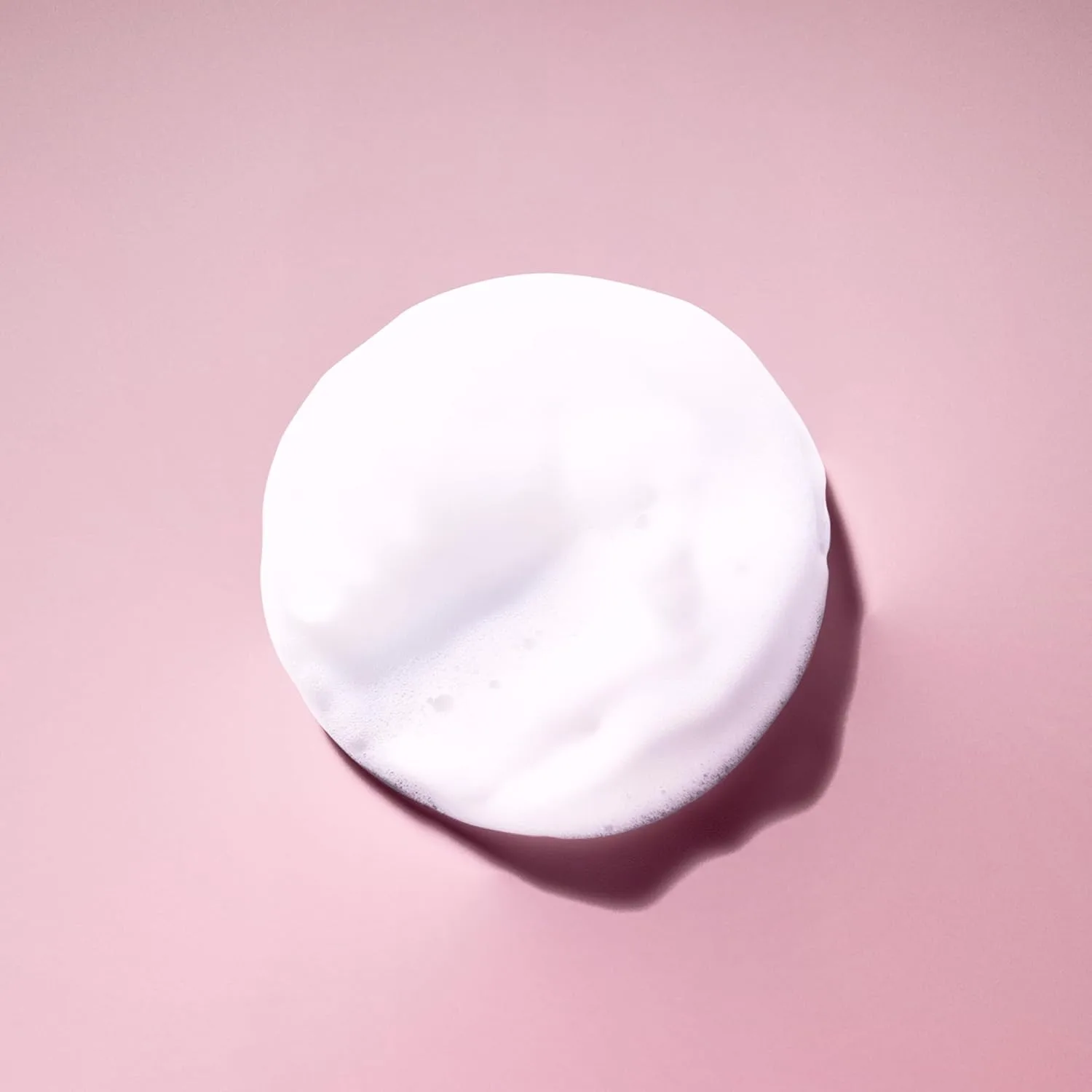 Набор Ouidad Voluminous Curls, спрей против пушистости для активации кудрей (250 мл), пенка для объема (200 мл) и гель для завивки (250 мл), легкая формула, для всех типов кудрей, white — фото 3