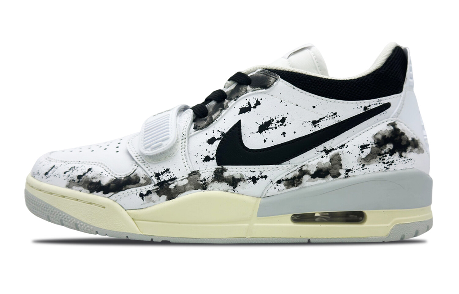 

Кроссовки Jordan Legacy 312 Vintage Basketball Shoes Men Low-top Black/white, черный/белый