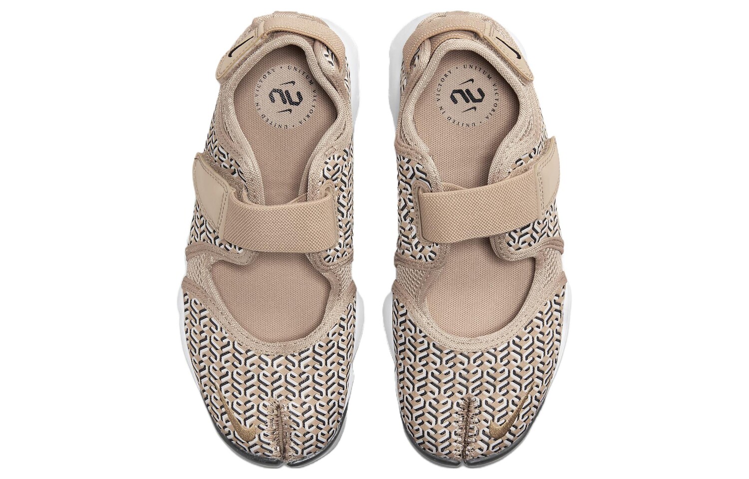 Сандалии женские Air Rift "United In Victory" Women's Nike, белый/черный — фото 3