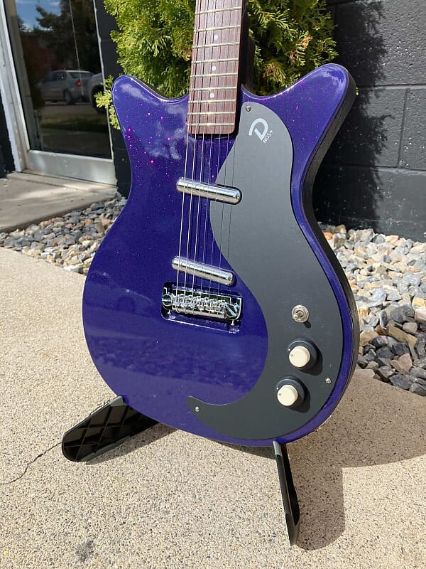 

Электрогитара Danelectro Blackout 59M NOS+, Purple Metalflake