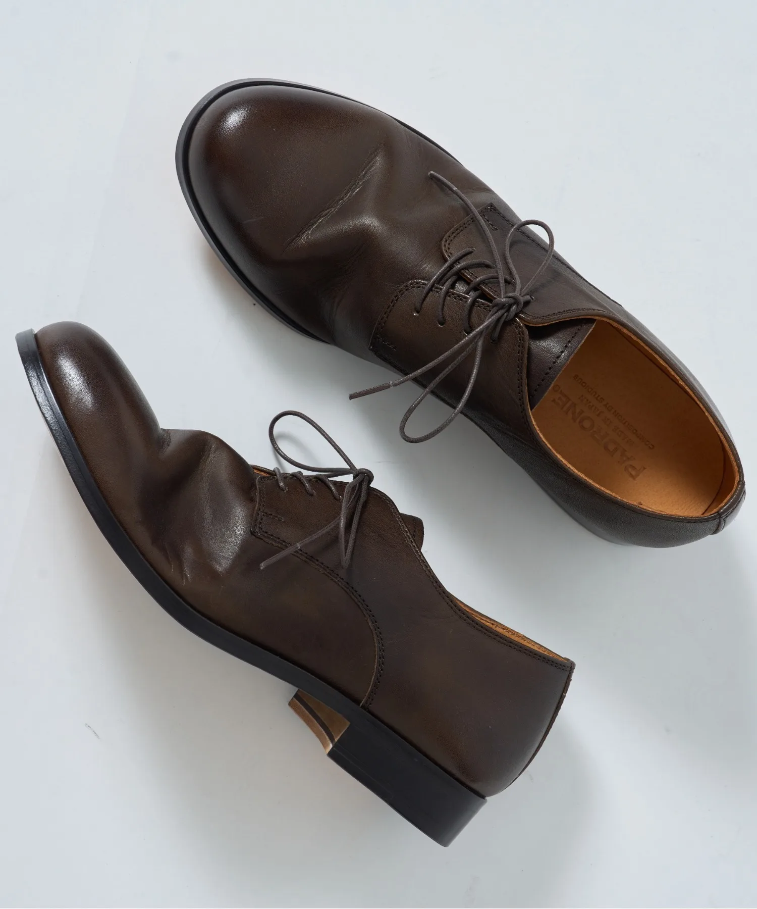 Мужские кожаные туфли DERBY PLAIN TOE PADRONE MUSEUM тёмно-коричневые
