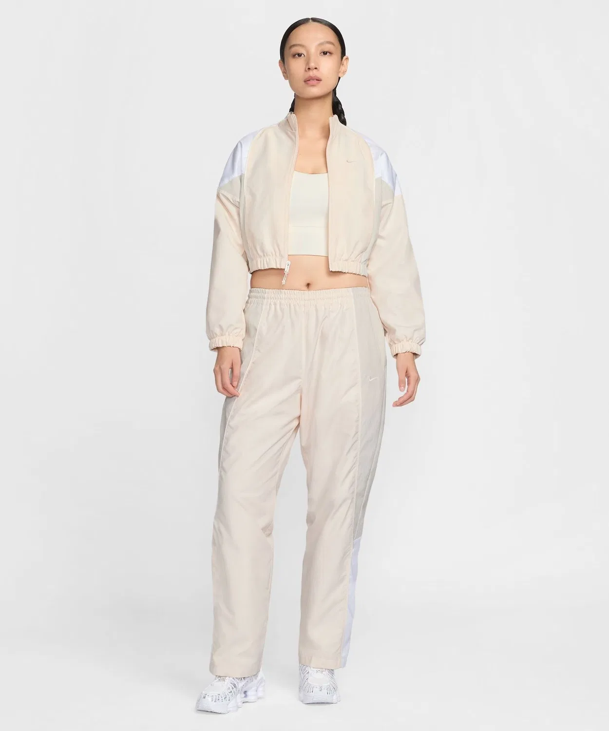 Куртка Nike Shrunken Track Jacket, полиэстер, кроп, айвори — фото 2