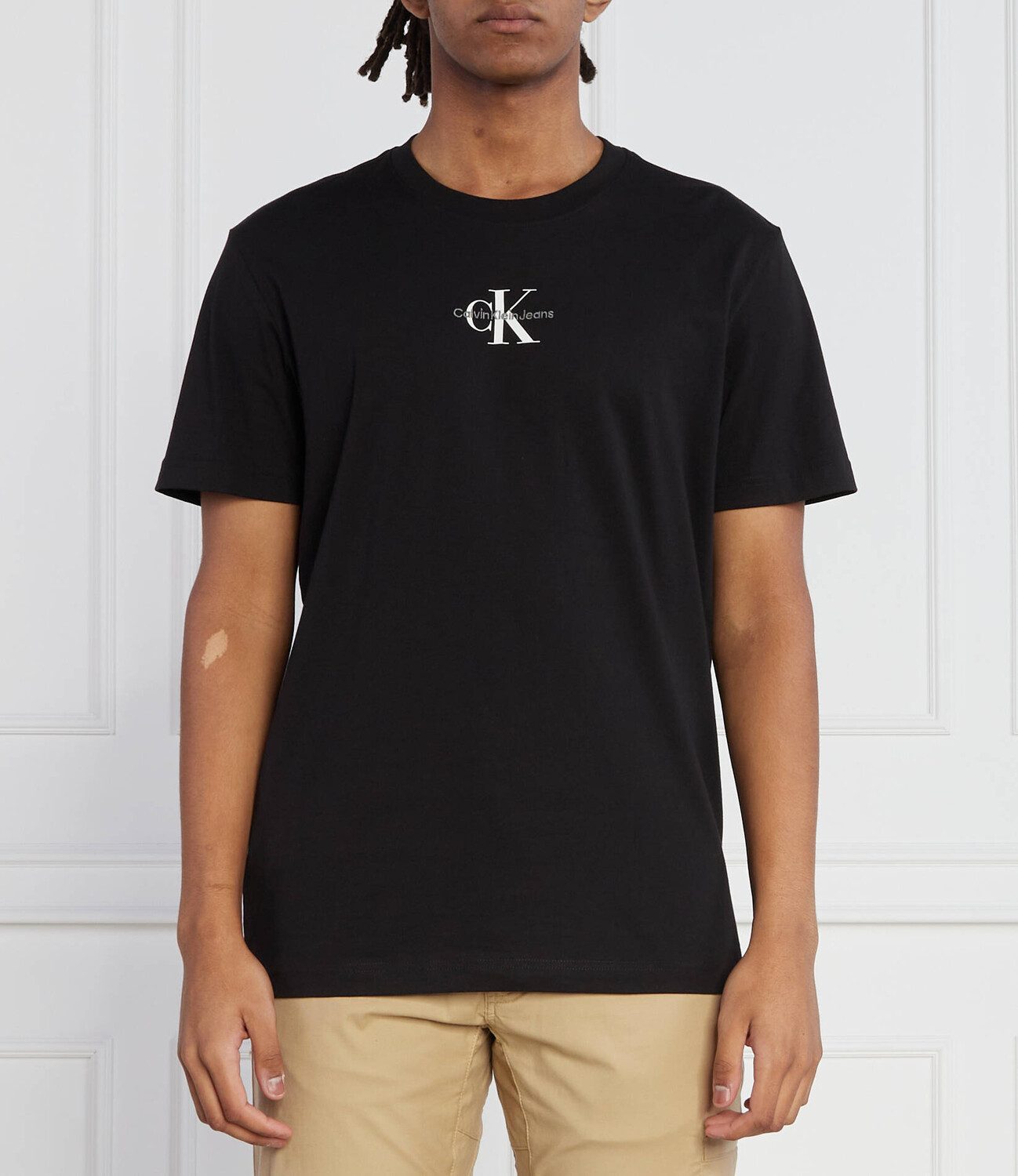 

Футболка CALVIN KLEIN JEANS Regular Fit, черный