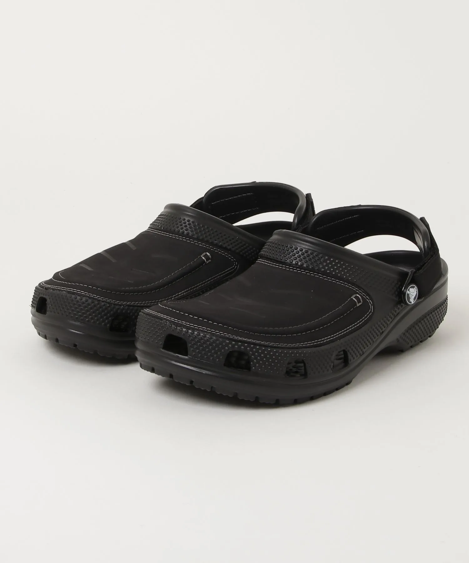 Мужские сандалии с регулируемым ремнём Crocs CLASSIC YUKON VISTA II LITERIDE CLOG чёрно-серые