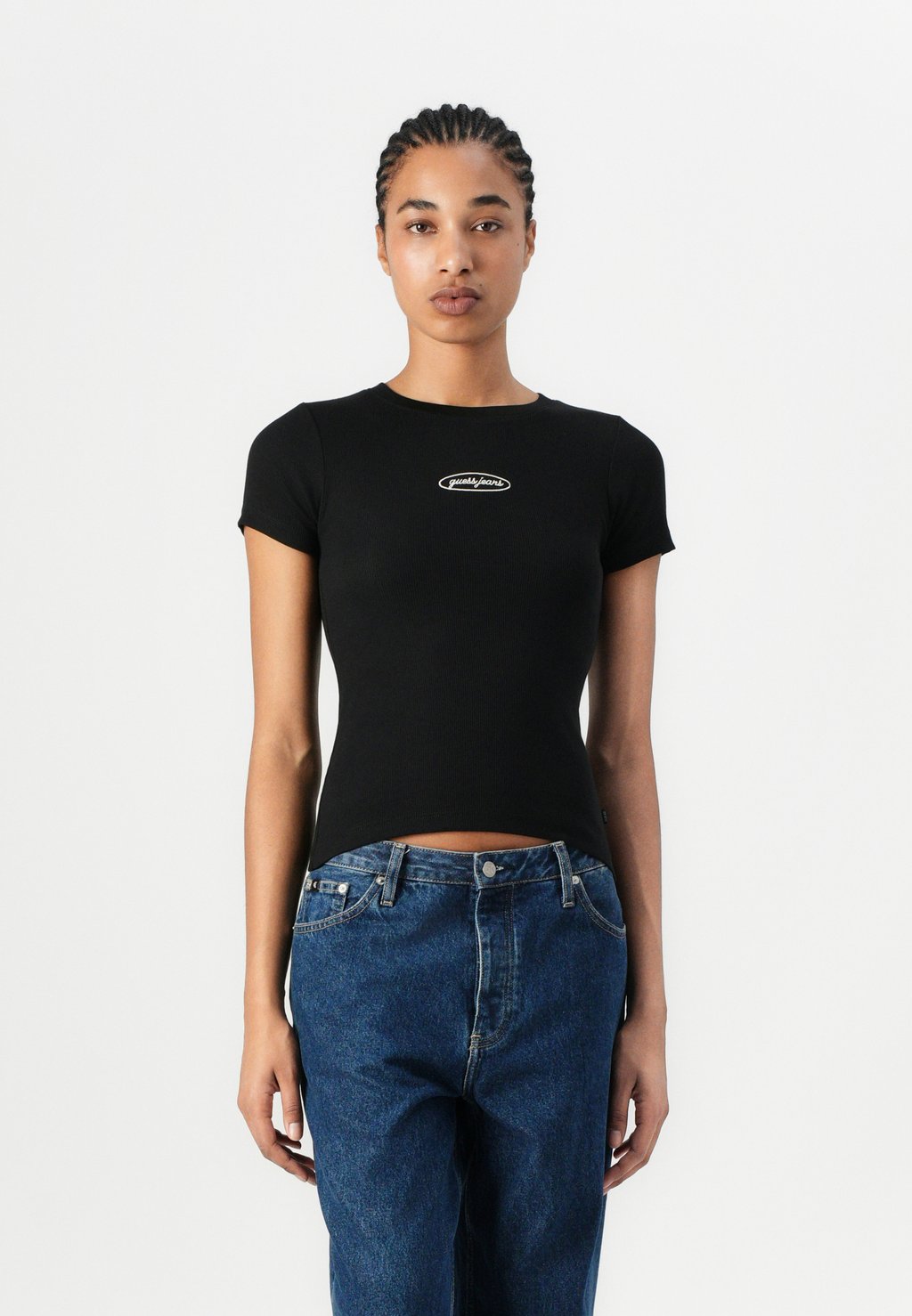 

Базовая футболка EMBRO SLIM Guess Jeans, черный