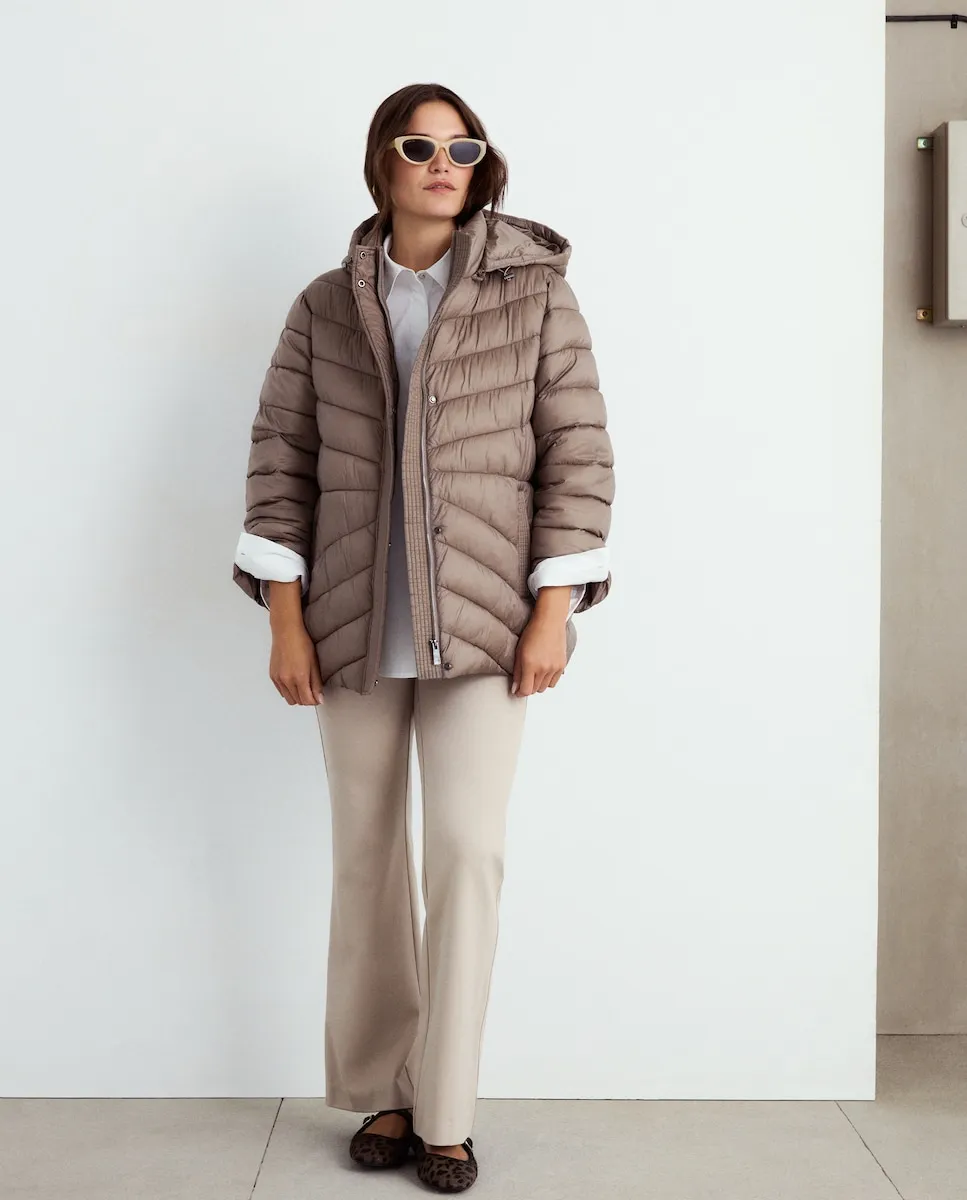 

Однотонные женские брюки из вискозы Couchel, бежевый