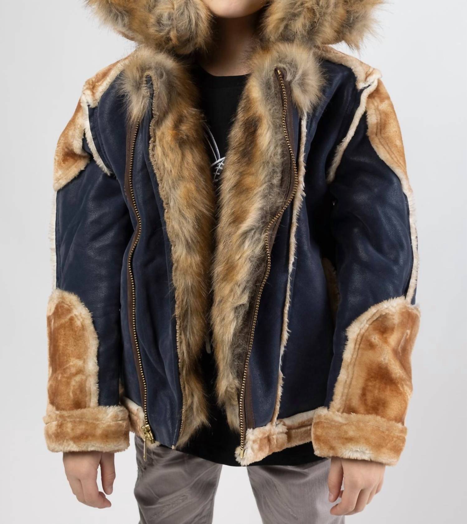 

Детская кожаная куртка El Jefe с меховой подкладкой в синем цвете JORDAN CRAIG