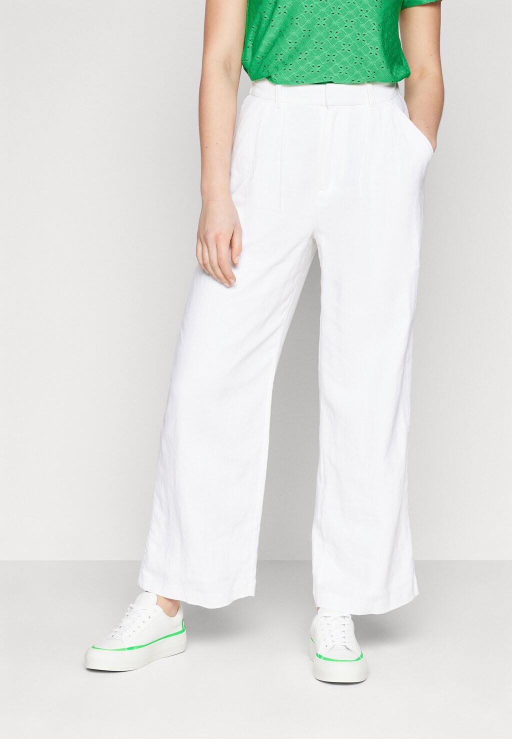 

Брюки Tailored Wide Leg Hollister Co., цвет bright white