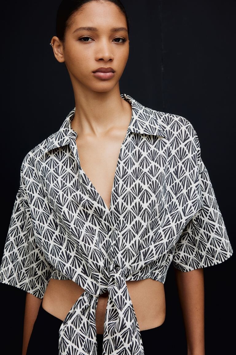 

Блузка с завязками H&M, черный