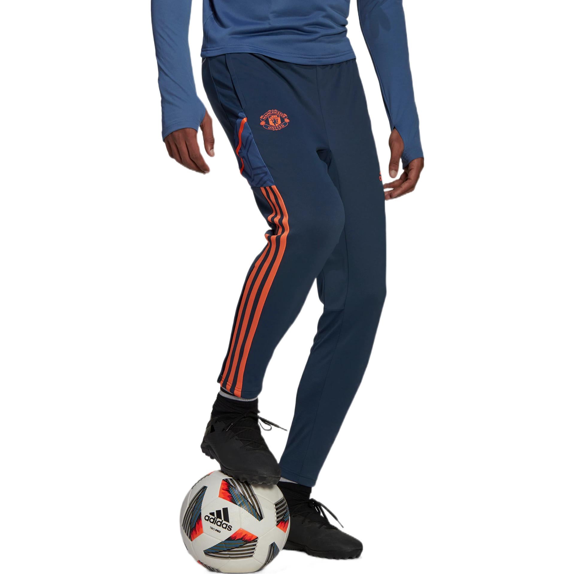 Спортивные брюки adidas Mufc Tr Pnt Logo HG3987 — фото 2