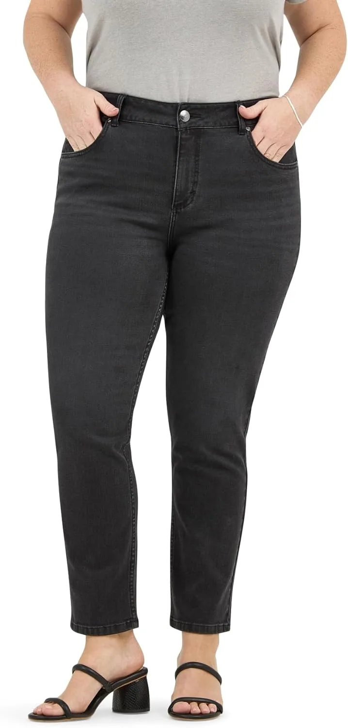 

Lee Women's Plus Size Legendary 26" Straight Crop Jean