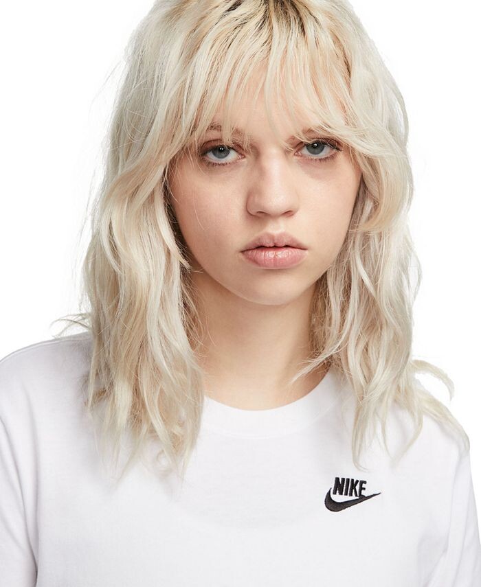 Женская футболка Sportswear Club Essentials Nike, белый — фото 4