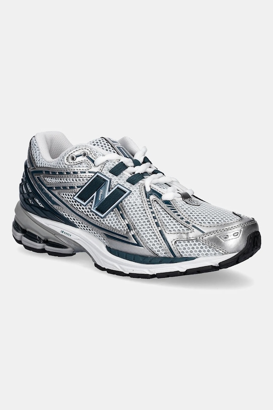 

Кроссовки Adizero Aruku Adidas Originals, черный