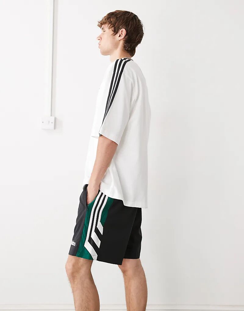 Шорты adidas Originals черного и зеленого цветов — фото 3