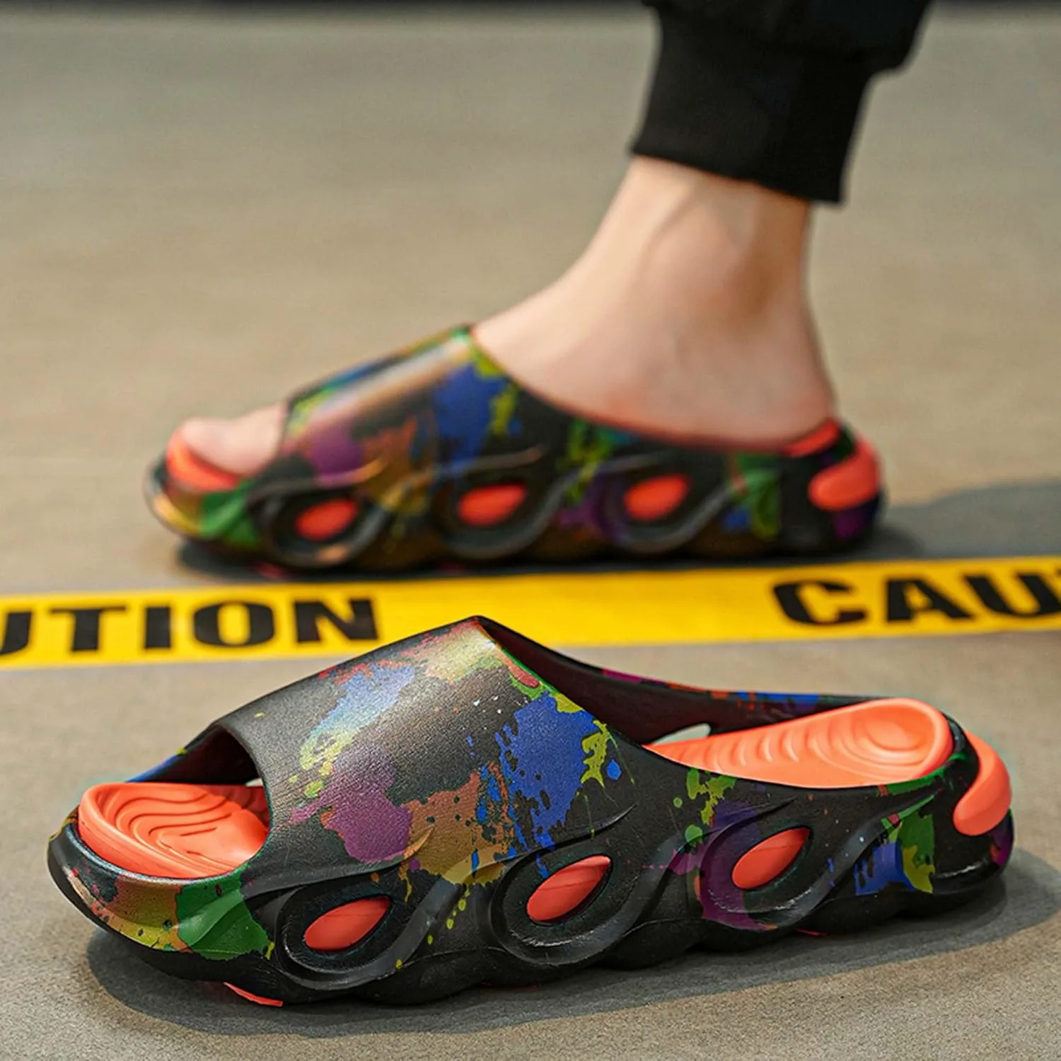 

Сандалии и шлепанцы с отверстиями для мужчин для внешней носки, против скольжения CYYDS, бежевый