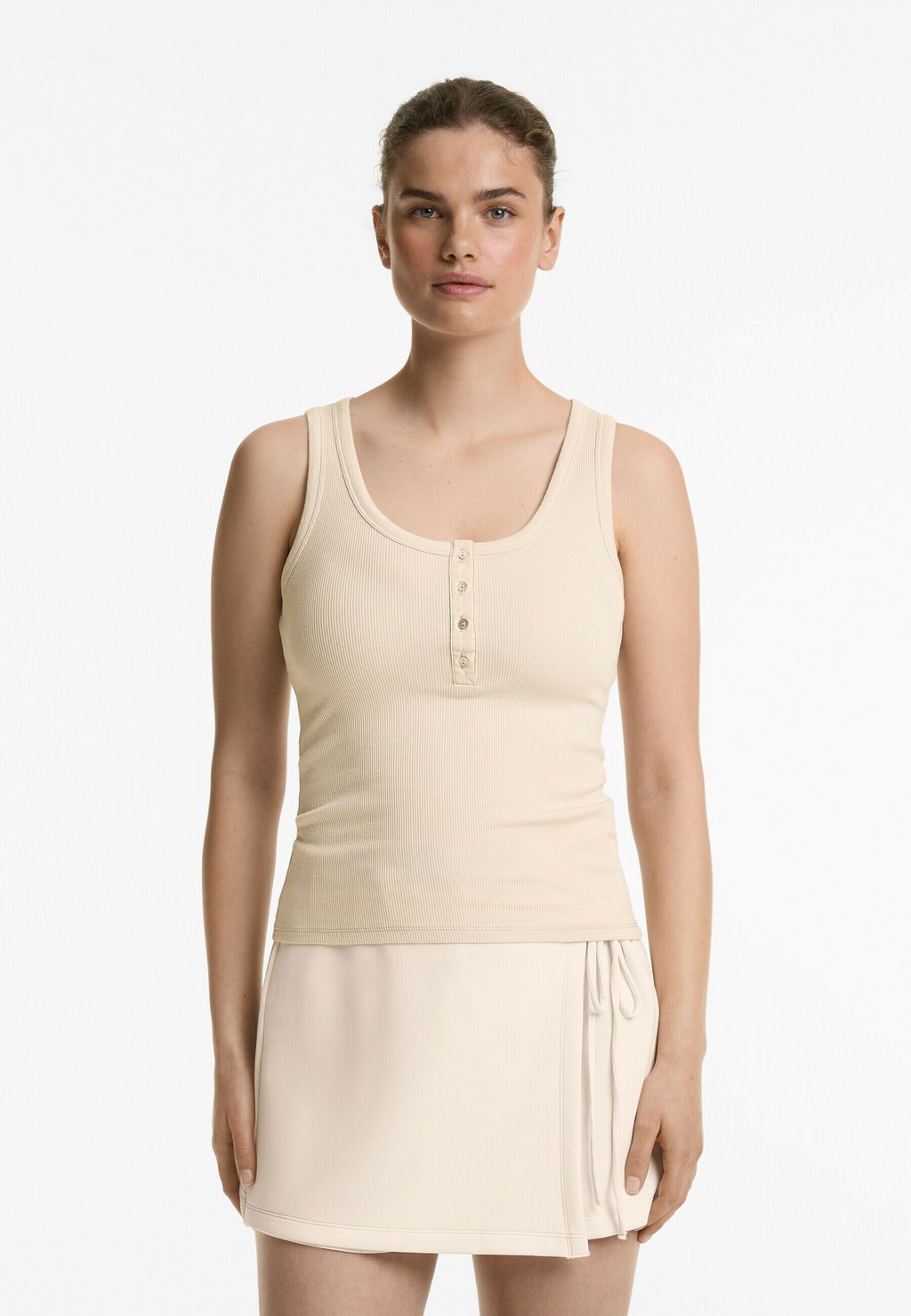

Топ SOFT TOUCH SLEEVELESS BUTTONED OYSHO, песочный
